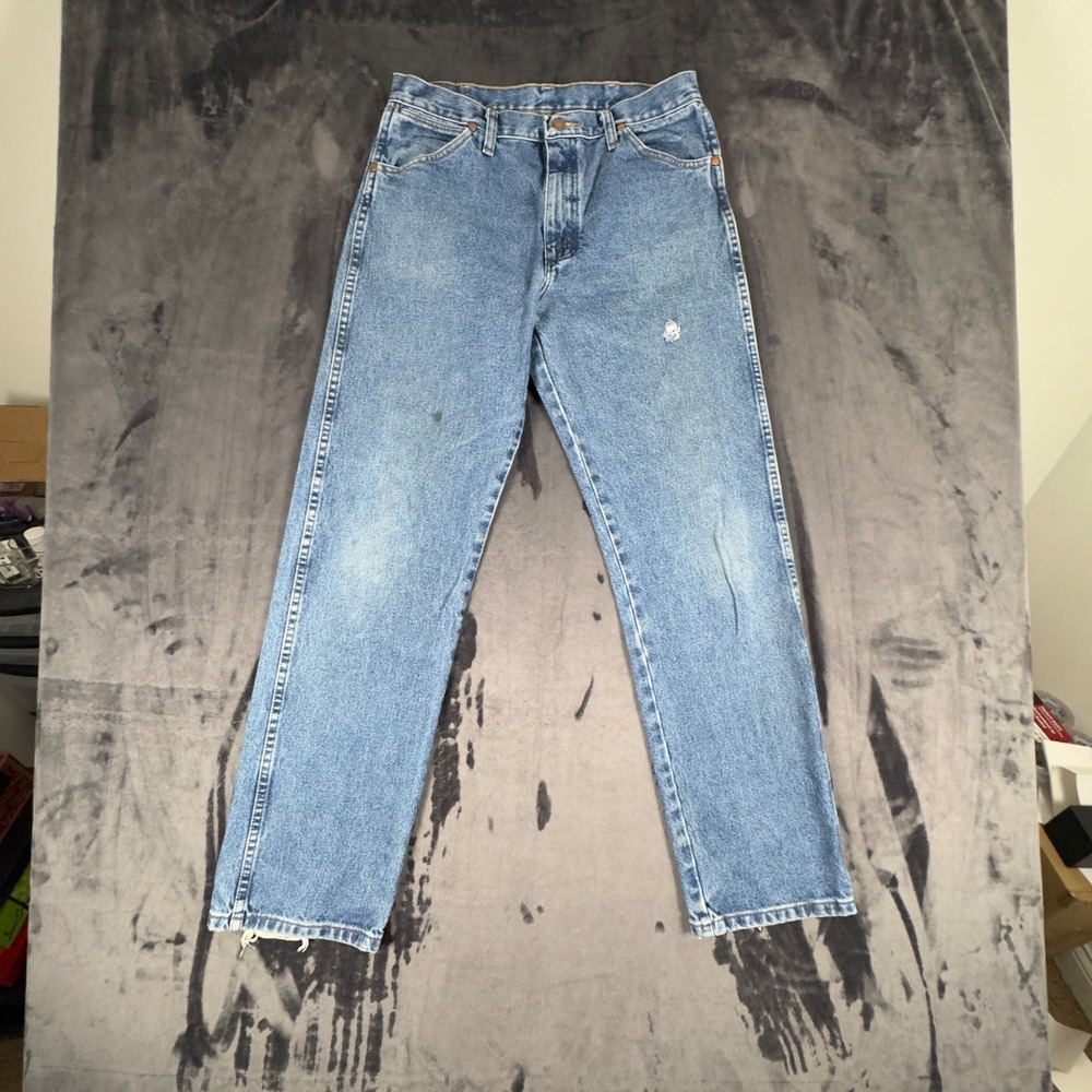 Wrangler Cowboy Cut Jeans Mens 32x32 Blue Denim Straight Leg 13MWZGK Distressed